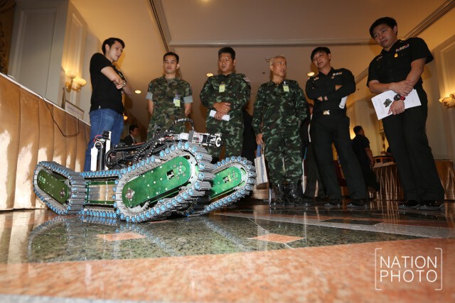 สุดยอด! "หุ่นยนต์เก็บกู้และทำลายวัตถุระเบิด" ฝีมือคนไทย