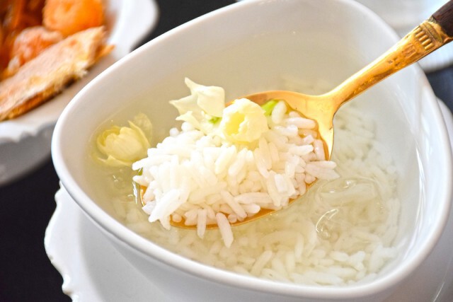 อร่อยปักหมุด : บัฟเฟ่ต์ข้าวแช่ตำรับโบราณพร้อมขนมหวาน ณ ห้องอาหารมิสสยาม โรงแรมหัวช้างเฮอริเทจ