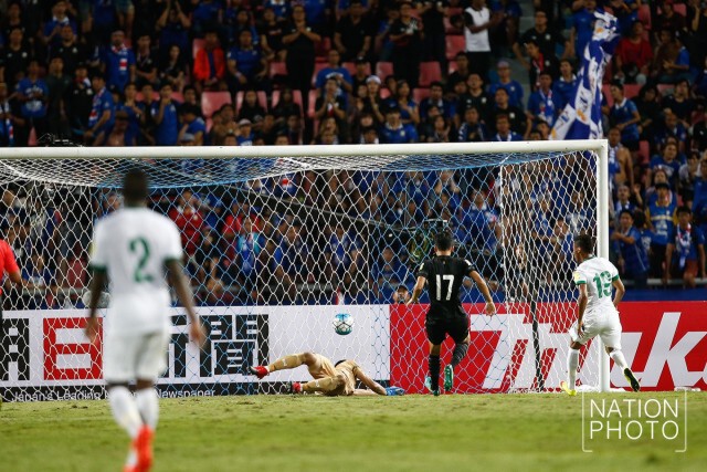 ภาพชุด(2) "ช้างไทย" ฟาดแข้ง "ซาอุฯ" ศึกฟุตบอลโลก 2018 รอบคัดเลือก