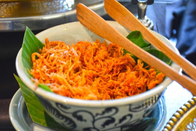 อร่อยปักหมุด : บัฟเฟ่ต์ข้าวแช่ตำรับโบราณพร้อมขนมหวาน ณ ห้องอาหารมิสสยาม โรงแรมหัวช้างเฮอริเทจ