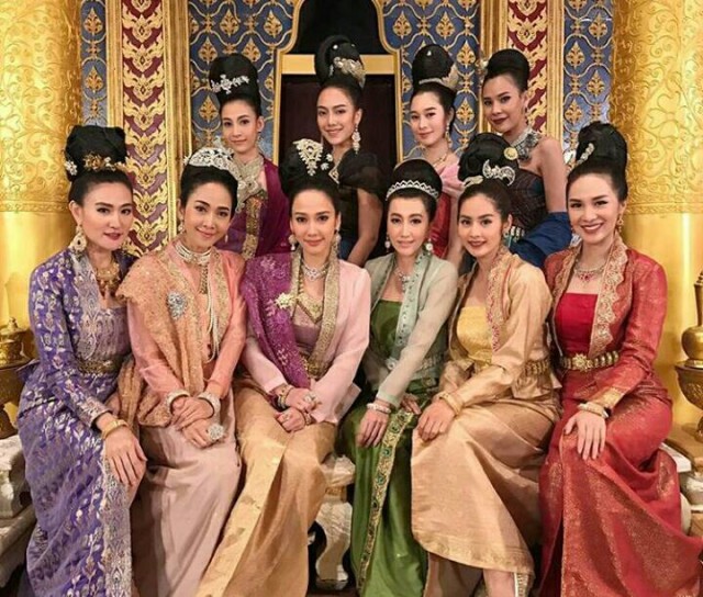 กระแสแรงฉุดไม่อยู่! "เพลิงพระนาง" คนดูผ่านไลฟ์สดมากที่สุดทะลุ 2 หมื่น