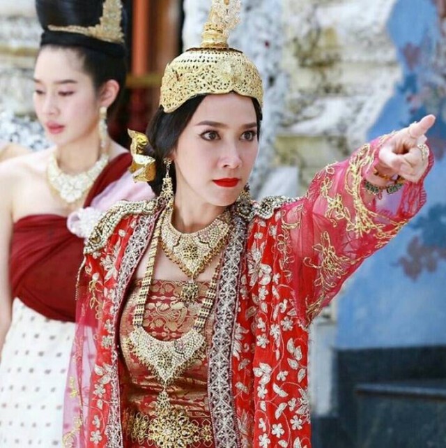 กระแสแรงฉุดไม่อยู่! "เพลิงพระนาง" คนดูผ่านไลฟ์สดมากที่สุดทะลุ 2 หมื่น