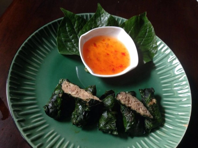 ครัวน้าคม : หมูย่างใบชะพลู เมนูง่ายๆ ได้ประโยชน์ อร่อย