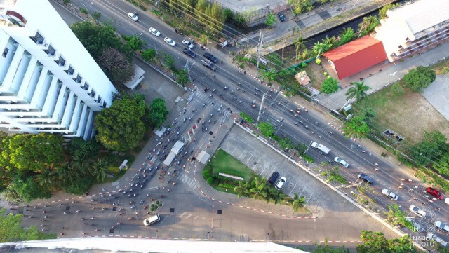 ภาพมุมสูงชุด ปั่น ปัน น้ำใจช่วยชาวใต้ @บางขุนเทียน