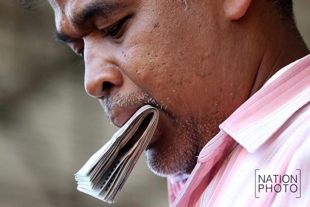 ภาพชุดใหญ่ สนามแตก
คู่วัวชน.. ศึกแห่งศักดิ์ศรี