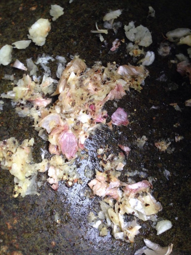 ครัวน้าคม : หมูย่างใบชะพลู เมนูง่ายๆ ได้ประโยชน์ อร่อย