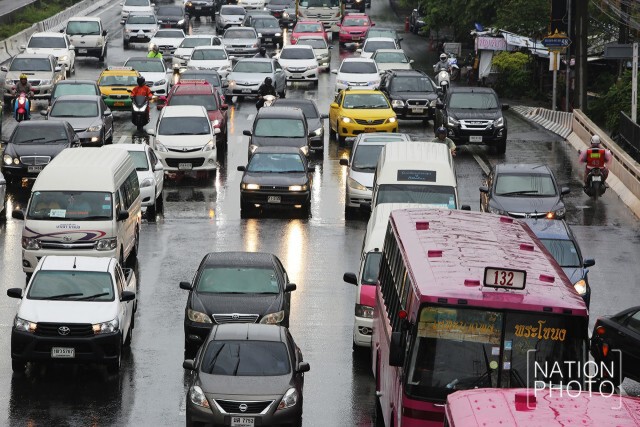 บางนา-ตราด สาหัส! จราจรติดขัด หลังฝนตก