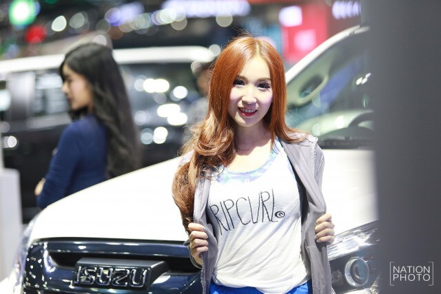 สวย...สง่า...
"พริตตี้" Motor Show 2017