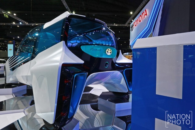 "Toyota FCV Plus" รถยนต์ต้นแบบขับเคลื่อนด้วยพลังไฮโดรเจน   ใน Motor Show 2017