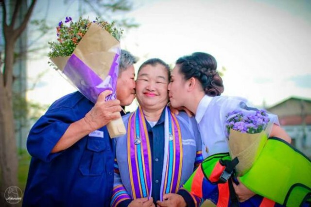 ขอบคุณชายเก็บขยะและหญิงกวาดถนน
บัณฑิตสาว โพสต์ภูมิใจ สองคนที่ทำให้ลูกมีวันนี้