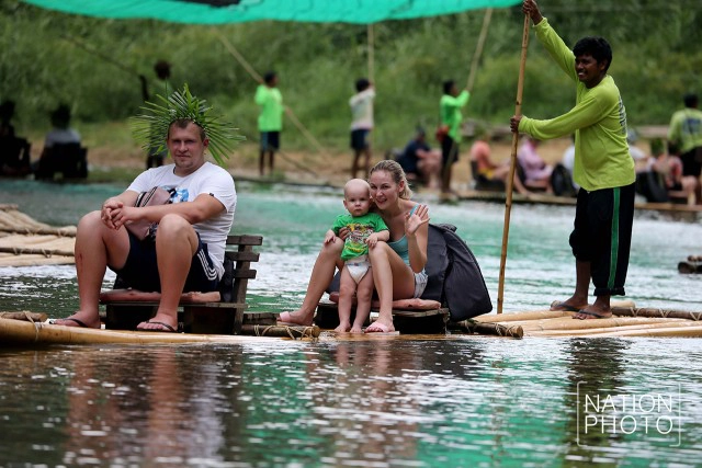 จิบกาแฟ นั่งแพไม้ไผ่
คลองศก สุราษฎร์ธานี
ย้อนวิถีชุมชน คนต้นน้ำ