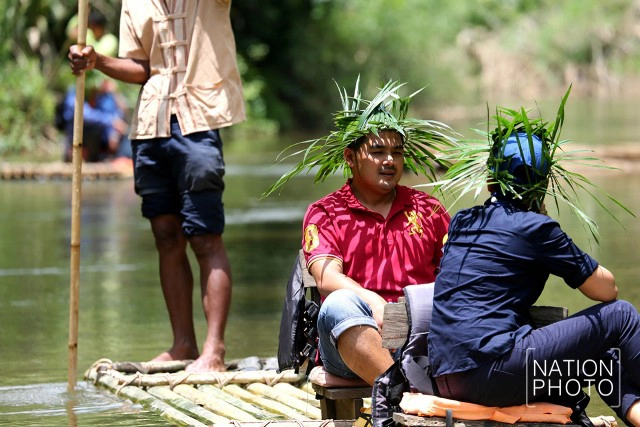 จิบกาแฟ นั่งแพไม้ไผ่
คลองศก สุราษฎร์ธานี
ย้อนวิถีชุมชน คนต้นน้ำ