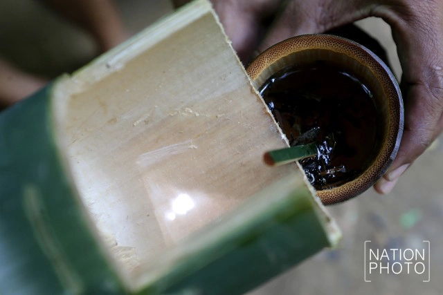 จิบกาแฟ นั่งแพไม้ไผ่
คลองศก สุราษฎร์ธานี
ย้อนวิถีชุมชน คนต้นน้ำ