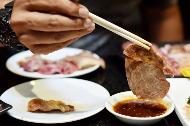 อร่อยปักหมุด : นิกุยะ ยากินิกุตำรับโอซาก้าแท้ สายเนื้อไม่ควรพลาด มีให้บริการทั้งบุฟเฟต์และอาลาคาร์ท