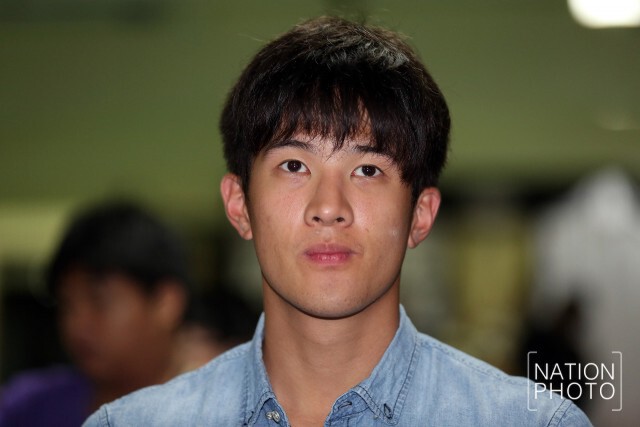 เจมส์ มาร์ ผ่อนผันทหารอีกปี