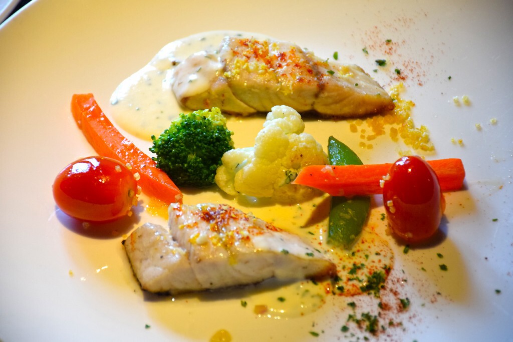อร่อยปักหมุด : บุฟเฟ่ต์มื้อกลางวัน Lunch sky dinning ที่ ห้องเมดินี่ โรงแรมดิ คอนทิเน้นท์ แยกอโศก อร่อยปักหมุด : บุฟเฟ่ต์มื้อกลางวัน Lunch sky dinning ที่ ห้องเมดินี่ โรงแรมดิ คอนทิเน้นท์ แยกอโศก