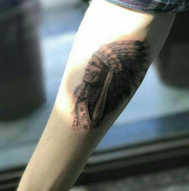 รอยสักอันแรก ของ "บรูคลีน เบคแฮม"