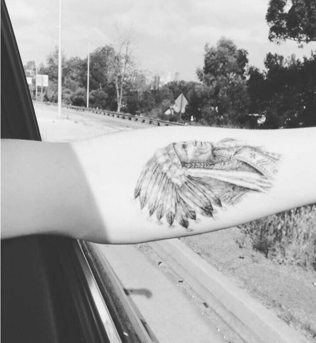 รอยสักอันแรก ของ "บรูคลีน เบคแฮม"