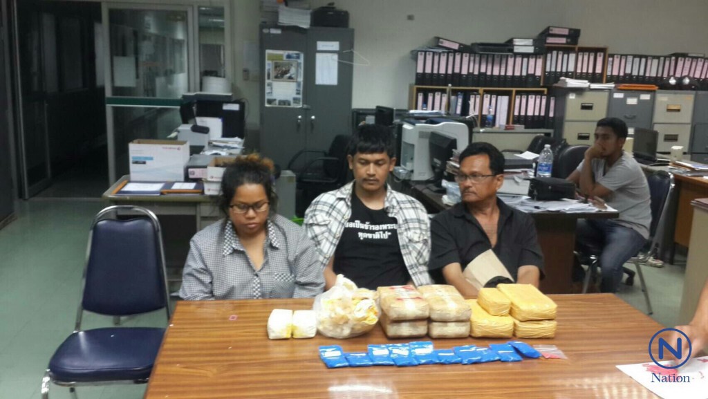 ตำรวจปส.รวบพ่อแม่ลูกขณะขนยาบ้า 5 หมื่น ส่ง 3 จังหวัดภาคใต้