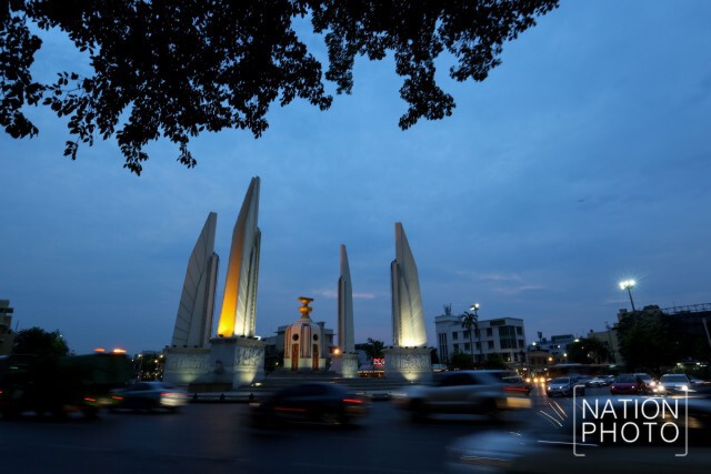 แสงยามเย็น...อนุเสาวรีย์ประชาธิปไตย