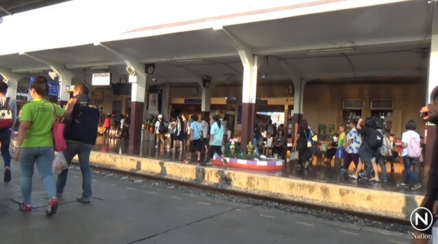 สถานีรถไฟพิษณุโลกเริ่มแน่น