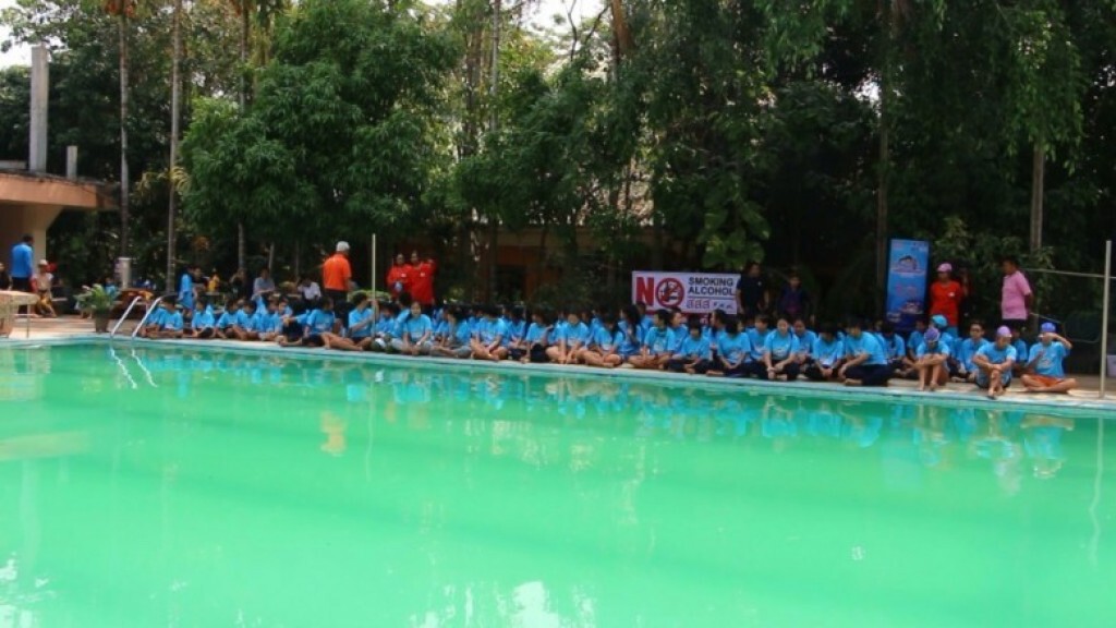 สสส.ห่วงเด็กจมน้ำ หลังยอดพุ่งช่วงปิดเทอม
จัดโครงการ "พี่สอนน้องว่ายน้ำเป็นเล่นน้ำได้"
