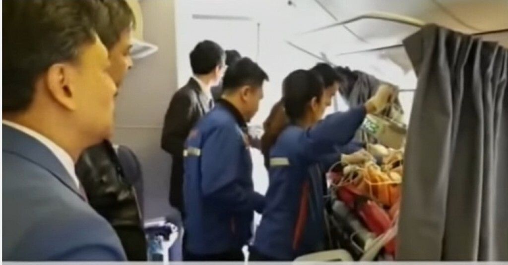 "น้องมิน" ป่วยเกาหลี ถึงไทยแล้ว ส่งต่อ รพ.ราชวิถี "น้องมิน" ป่วยเกาหลี ถึงไทยแล้ว ส่งต่อ รพ.ราชวิถี