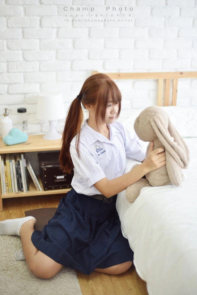 Cute Girl New Gen : พลอยฟ้า รสิกา พิมพ์ทอง