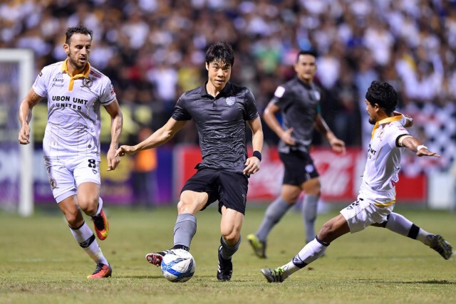 ดาร์บี้แม็ทช์อีสาน "อุบล" เจ๊า "บุรีรัมย์" 1-1