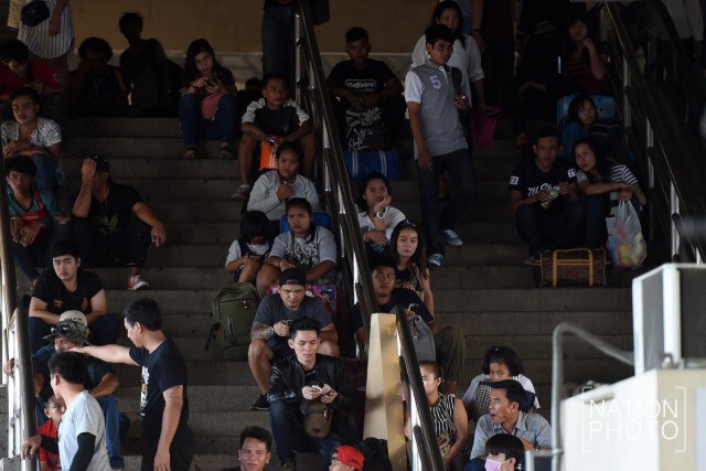 ประชาชนเริ่มเดินทางกลับบ้าน ที่หมอชิต
