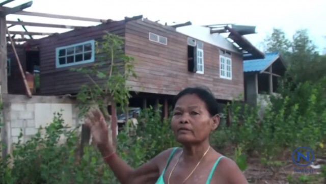 พายุลูกเห็บ ถล่มบ้านพังนับร้อย
ชาวบ้านขวัญผวา หนีพายุอลหม่านกลางดึก