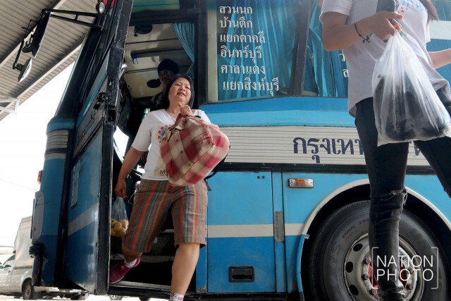 แน่นสถานีหมอชิต! ปชช.เริ่มเดินทางกลับบ้านหลังหมดเทศกาลสงกรานต์(ภาพชุด)