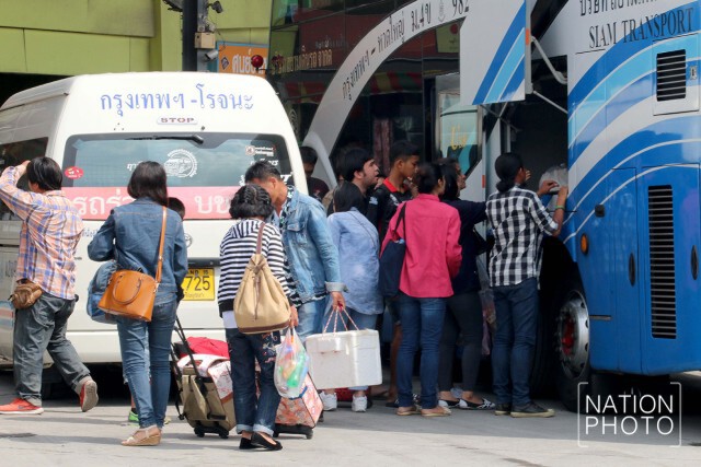 แน่นสถานีหมอชิต! ปชช.เริ่มเดินทางกลับบ้านหลังหมดเทศกาลสงกรานต์(ภาพชุด)