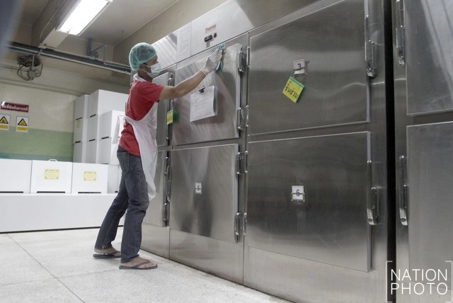 "เมาแล้วขับ" ส่งทำงานห้องดับจิต