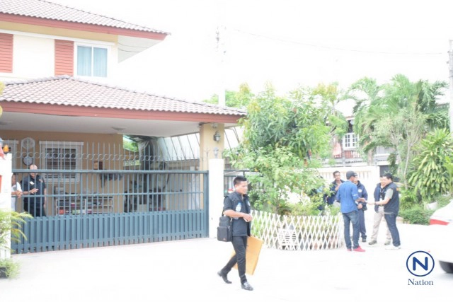 จ่อหมายจับ "หมอโกงหมอ"
ปอศ.ร่วมคอมมานโด-ปปง.
บุกค้น บ.ทัวร์หาหลักฐานย่านตลิ่งชัน