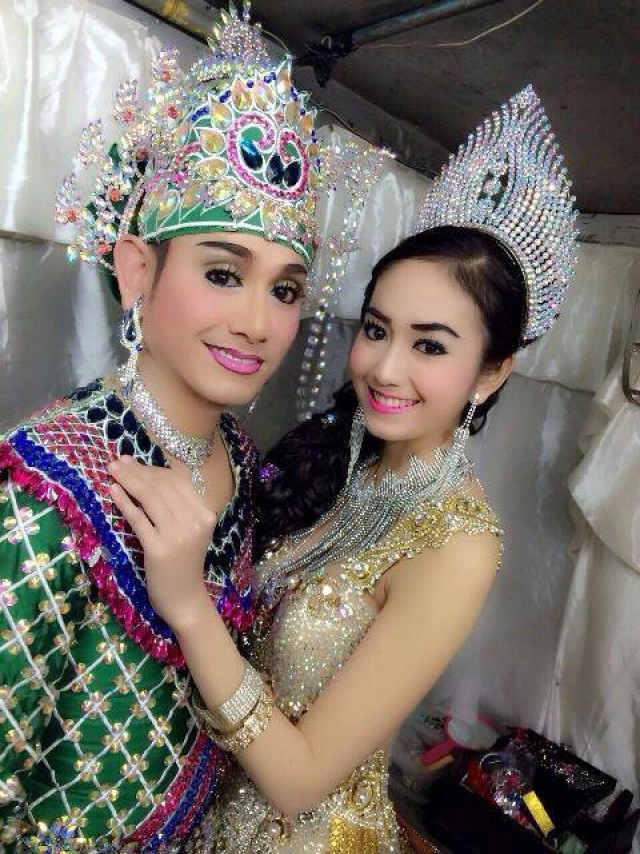 ประชันหล่อ-สวย "พ่อ-ลูก" "ไชยา-น้องแป้ง"