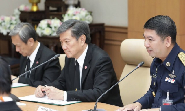 ผนึกกำลังแพทย์ไทย
ตรวจ รักษา-ผ่าตัด ฟรี
13-14 พ.ค.นี้ที่ ปราจีนบุรี