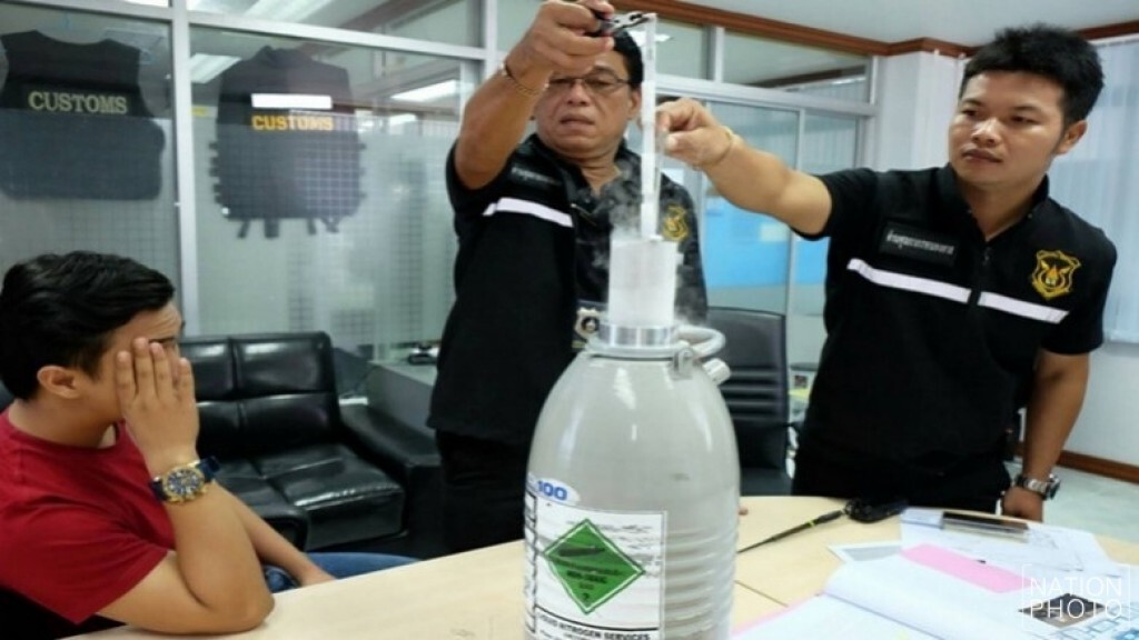 รอผลตรวจสารคัดหลั่งในถังไนโตรเจน จ่อดำเนินคดีหนุ่มขนอสุจิและผู้เกี่ยวข้อง