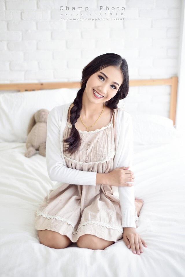 Cute girl New Gen : อารี นพรัตน์ พุ่มดอกไม้