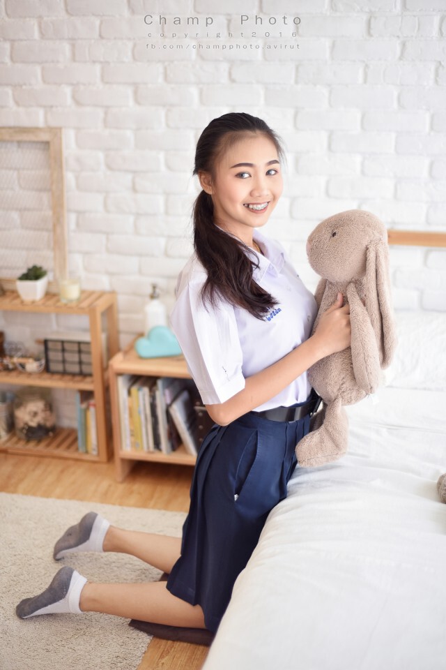 Cute girl New Gen : อารี นพรัตน์ พุ่มดอกไม้