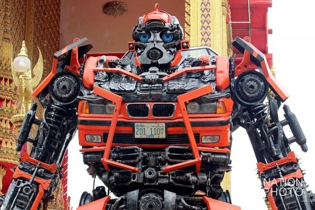 ข้อคิด ที่แฝงมาในรูปปั้น
วัดตะเคียน จ.นนทบุรี