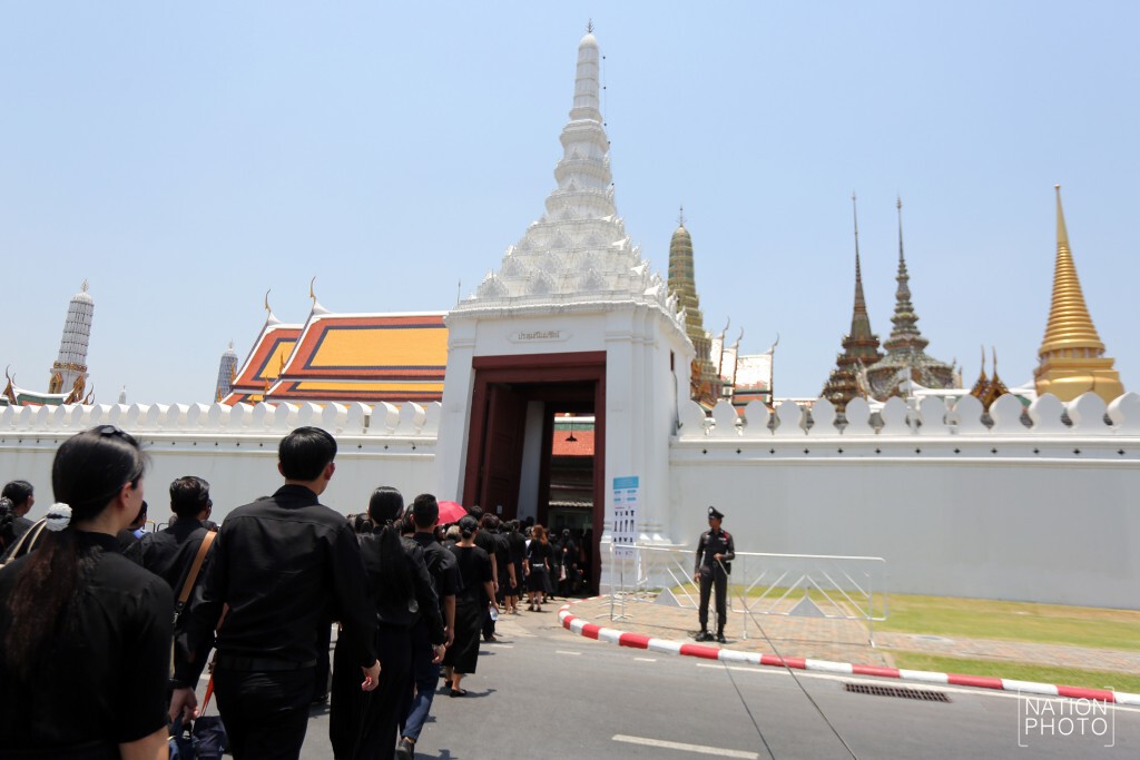 ผ่าน 173 วัน มีประชาชนเข้ากราบพระบรมศพ 6.42 ล้านคน ผ่าน 173 วัน มีประชาชนเข้ากราบพระบรมศพ 6.42 ล้านคน