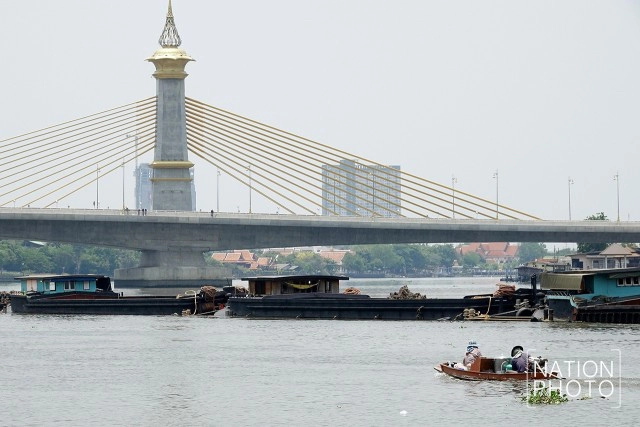กวักมือเรียก... ก๋วยเตี๋ยวเรือริมแม่น้ำเจ้าพระยา