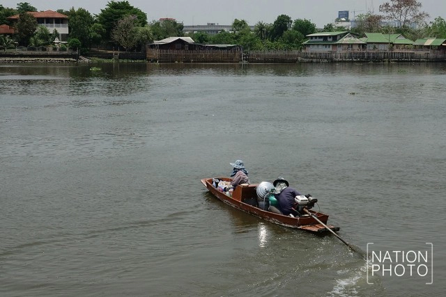 กวักมือเรียก... ก๋วยเตี๋ยวเรือริมแม่น้ำเจ้าพระยา