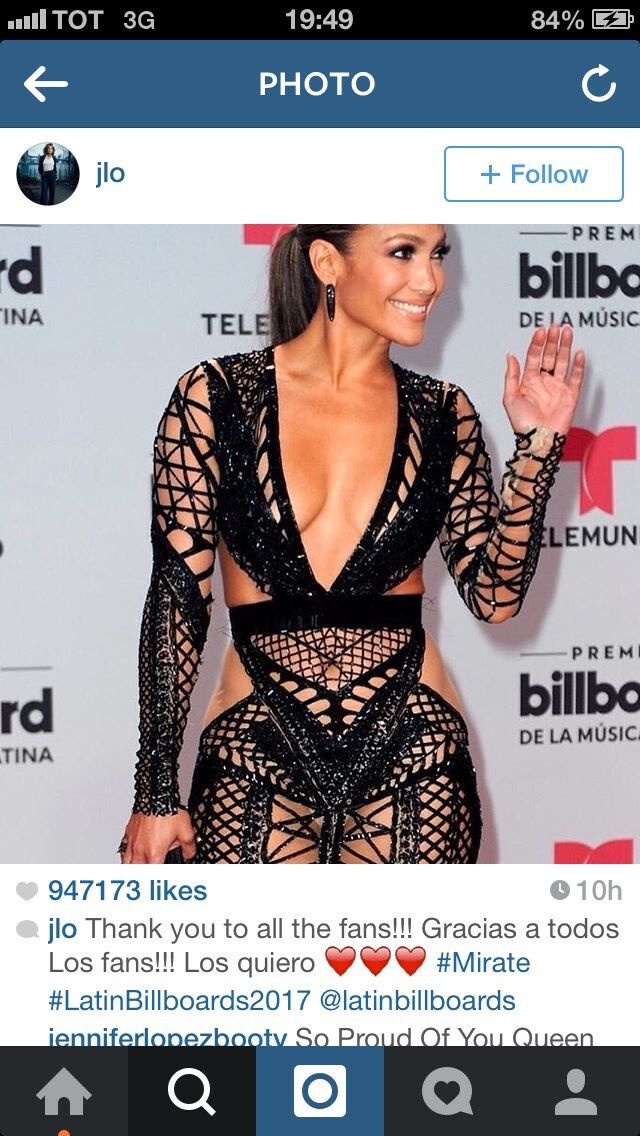 ร้อนแรงกลางพรมแดง! Jennifer Lopez เปิดตัวสุดเซ็กซี่ งาน Billboard Latin Music Awards ที่ฟลอริด้า
