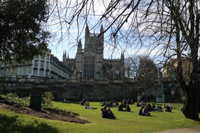 "แดด" ของมีค่าของคนเมืองผู้ดี