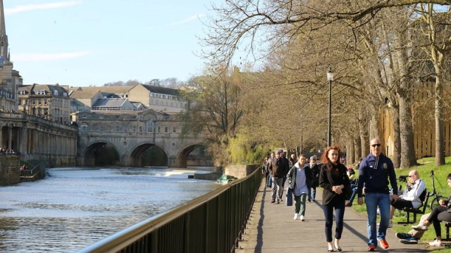 "แดด" ของมีค่าของคนเมืองผู้ดี