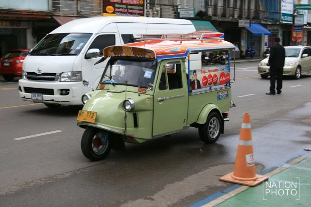 ตุ๊กตุ๊กหัวกบ แห่งเมืองตรัง