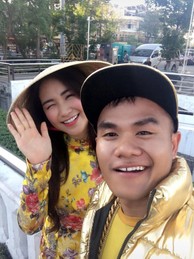 "บี้ เดอะสการ์" โพสต์ดราม่า
ขอโทษ"การ์ตูน"อยู่กับหญิงอื่น 
"ผมเลิกกับการ์ตูน..ผมรู้สึกผิด..