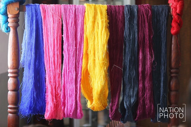 ผ้าไหมบ้านเขว้า